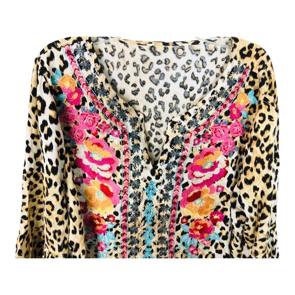 Altar'd State Blouse Small Animal Print Floral Embroidered Tunic Boho Chic Top - Picture 2 of 7